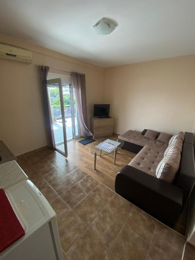 Klikovac Liman Ii Apartment *